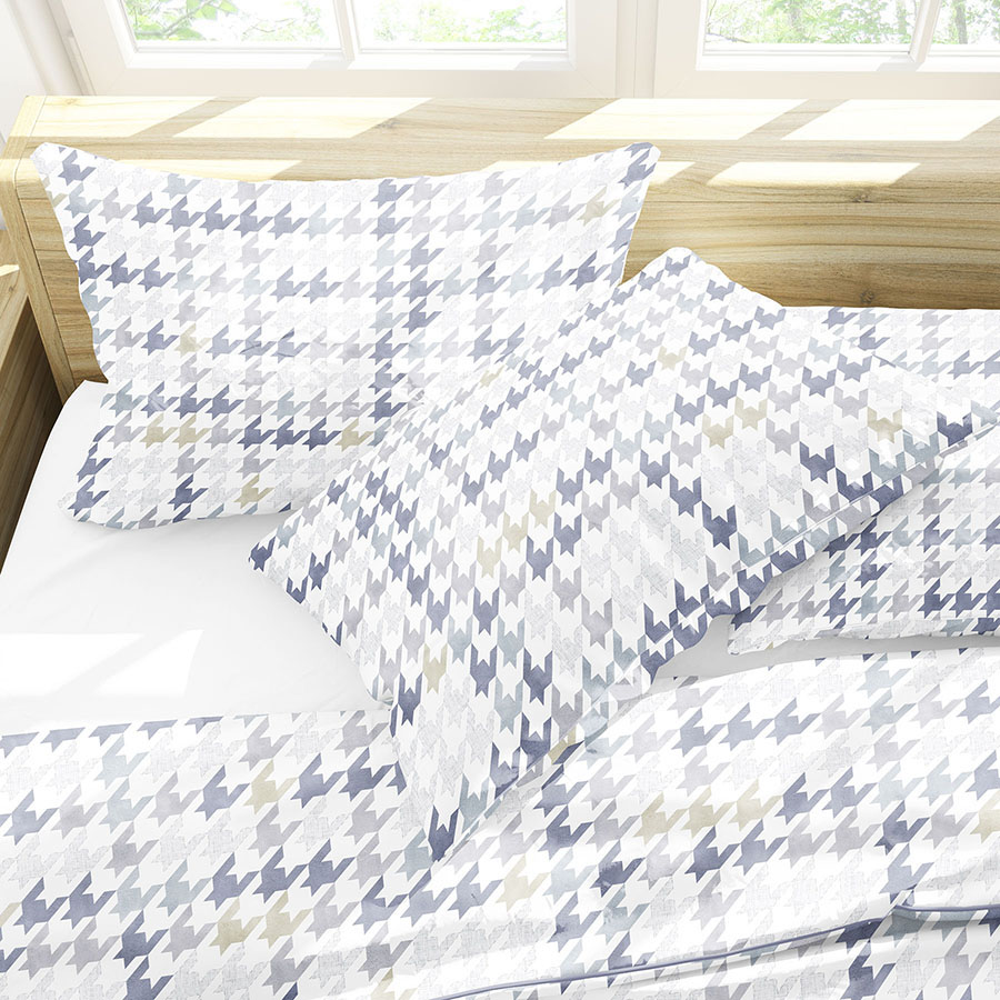 Plaid Houndstooth Pattern P456 in Blue on Bedding Sheets and Pillows