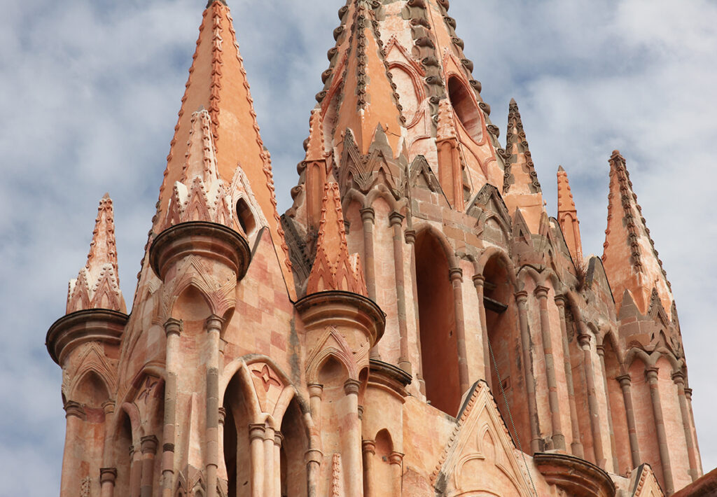 Photo by David Hansen of La Parroquia de San Miguel Arcangel. 